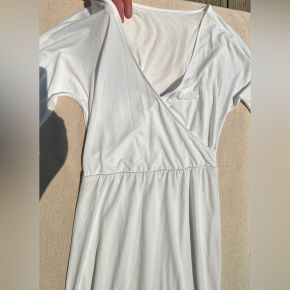 NWOT🌟Victoria’s Secret🌟Bodycon Dress V-neck worn in back or front.3/4 Sl… - Picture 6 of 11